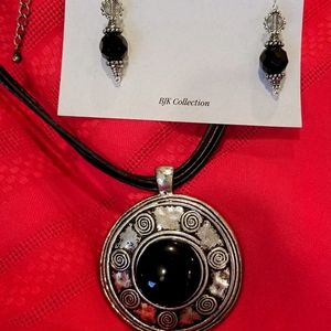 Pendant and earrings, black onyx looking jewelry for any occasion.